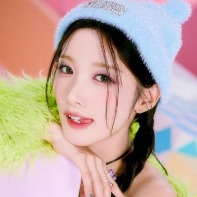 purkiicentric's profile picture. #PURPLE_KISS's archive