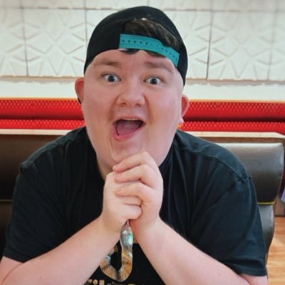 joegrovesyt_25's profile picture. 