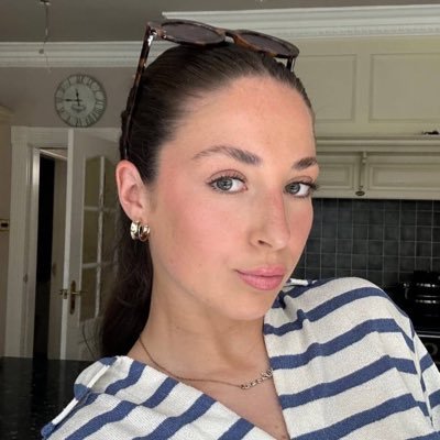 1CathyStephen's profile picture. Your future is your greatest asset invest boldly in it with courage, discipline, and unwavering belief in your potential. (Elevated | Bold Encounters) #JOHN3