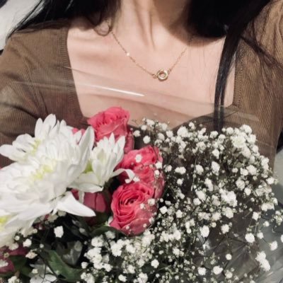 3amatsaturday's profile picture. translator, teacher, musician, songwriter and a tortured poet