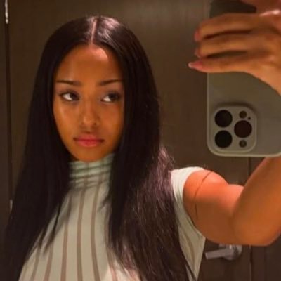 FLOSUPERMARKET's profile picture. say now sun, katseye moon & flo rising       — was @betterlouves, been hacked so please follow me on this account !