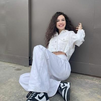 1RGGR's profile picture. أنا الريم، كبريائي تاج وعزتي درع.
قوتي نار بتنور، ما تعرف الخوف ولا الرجوع.
قلبي طيب، بس وقايتي صلبة، أمشي وكرامتي فوق.⠀⠀⠀⠀⠀⠀⠀⠀⠀⠀⠀⠀⠀⠀⠀⠀⠀⠀⠀