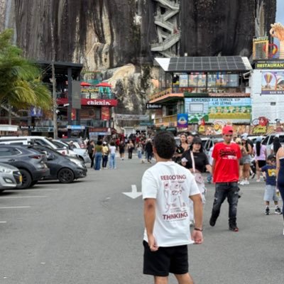 JDP17_'s profile picture. 👨🏻‍💻 Profesional en Negocios Internacionales