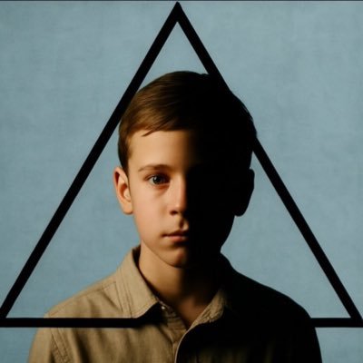 GlueWear's profile picture. 