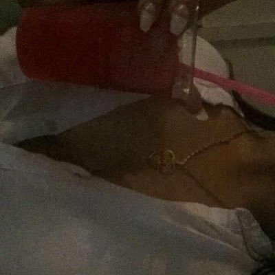 illh0eminati's profile picture. 