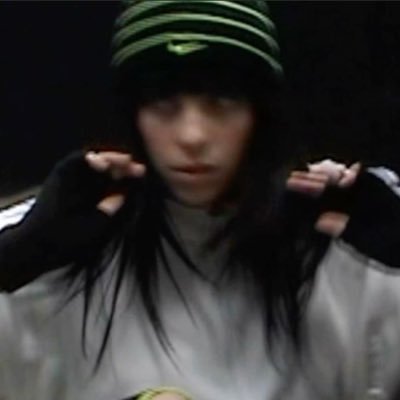 yelyaheilish's profile picture. i hope i’m somewhere laughing. . . ᯓ★