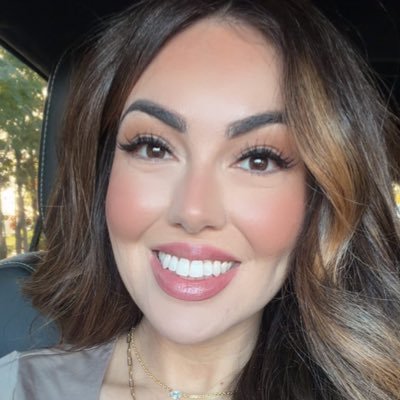 DrYolandaRios's profile picture. Sales Manager @EllevationEd | Former Middle School Principal | @ALASEDU Cohort X | Multilingual and Special Education Advocate | #SiSePuede