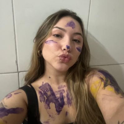 amora_amorimm's profile picture. 