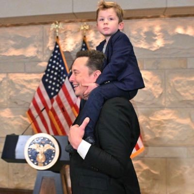 elon_homepage's profile picture. CEO and chief engineer of Space CEO and product architect of Tesla, Inc CEO of Twitter, Inc🚘🚀