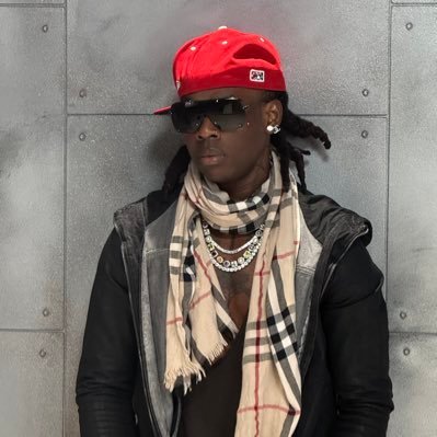 realpapilow's profile picture. Brand influencer, Ambivert,
 Blessed 😊❣️🙇
Let love lead 😉