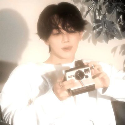 verhanlover's profile picture. ⌗ twiceteen lovebot 𐔌՞. .՞𐦯 . . . she they / 20 ⋆˚꩜｡