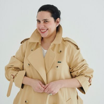 CeleNasimbera's profile picture. Periodista. Editora digital @lofficielarg.