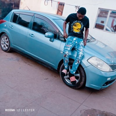 LesterChris123's profile picture. 