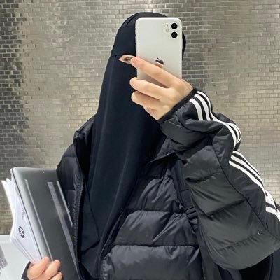 siritl3ab's profile picture. 