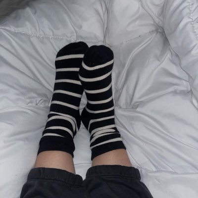 chloerodrifeet's profile picture. If you like cute feet and constant affection, you’re in the right place 💗✨