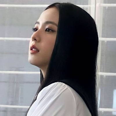 crfxtha's profile picture. 