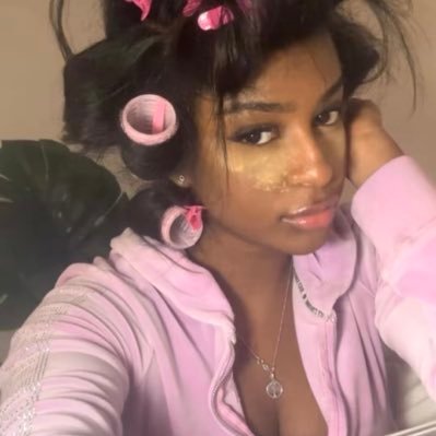 betelreloaded's profile picture. 