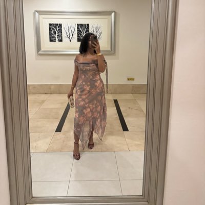 TheNaomyS's profile picture. 