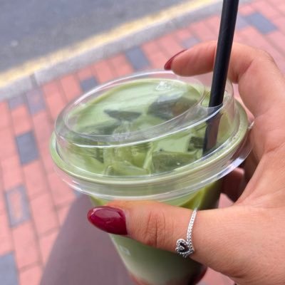 charlloteee_mil's profile picture. 