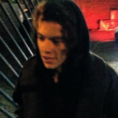 honeyyloverrr's profile picture. this is me trying 🍸 saw Tay 3x!