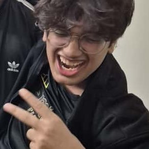 meltingboiling's profile picture. 18 | life isnt that grateful