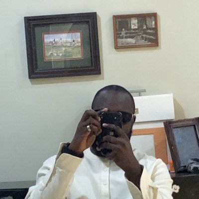 the_zeezo's profile picture. 