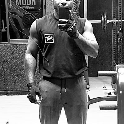 Adxyinka's profile picture. one of the three amigos.