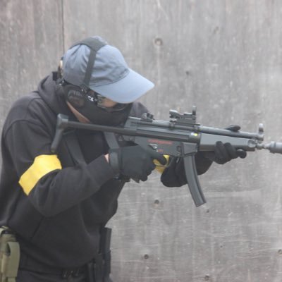 3939_sabage's profile picture. サバゲー初心者です、よろしくお願いします🍀お酒とキルラキルと東京マルイが好きです🍎