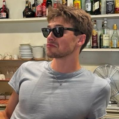 theunknovn's profile picture. 