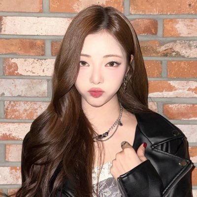goeunIoops's profile picture. live laugh love na goeun — fan account