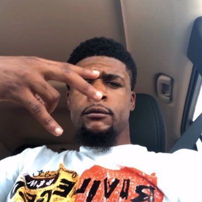 VouThaPoet's profile picture. 💥the name’s Vou 🥱 🎶 Songwriter📝 Music 🎶 Out On All Platforms 🚧DM fee $70