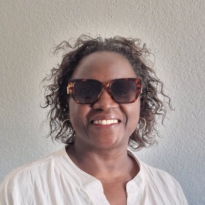 LIZE14636716's profile picture. Angel Investor