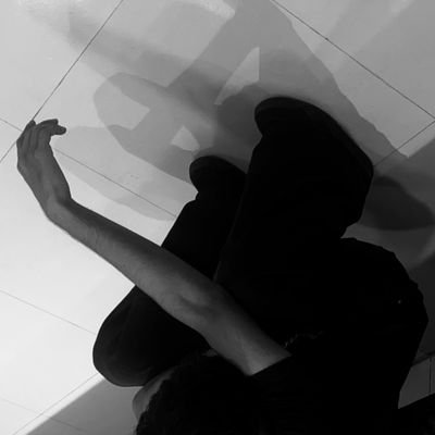 2NSWR's profile picture. Solopreneur | Building @NoStylishWear | Also a lil funny and techy