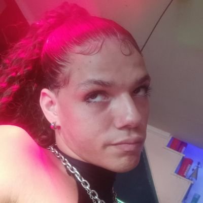 Hell4nasty's profile picture. The cloud dragon keeps the weather beautiful, but be careful Hella also knows how to maintain huge storms...☁️✨