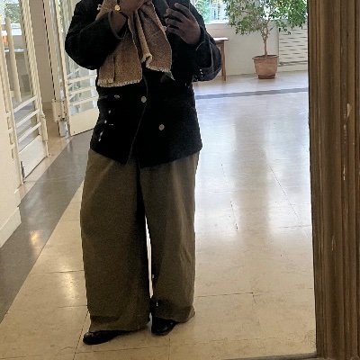 asapzeld's profile picture. (La joie d’être en) Khâgne. Lettres classiques, grammaire. Je rêve de la chute de la République et d'agrégation.