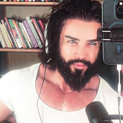 AbiVVanKenabi's profile picture. 