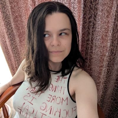 sonia_redpanda's profile picture. Галичанка у @davinci_army