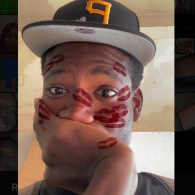 h3niy's profile picture. Civil/Structural engineering | Barcelona #1 fan | God isn't a person/people but a place and that place is the universe 🪐✨