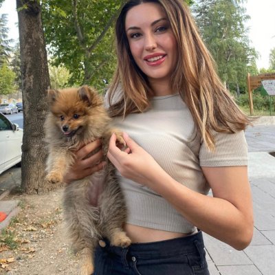 sueannegomes's profile picture. 