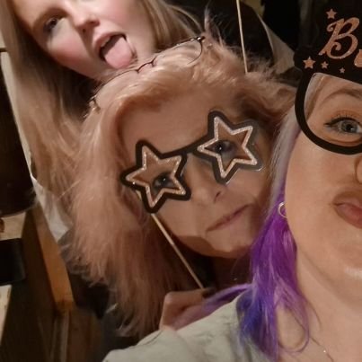 shazmac5's profile picture. .Still want to change the world have a better idea of what into! Still protest a lot for an equal and fair future. Member of Left Unity based in Brum.