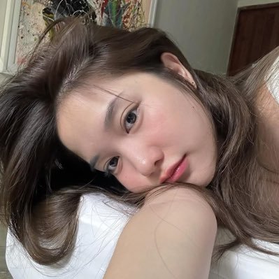 M0CKIINGJAY's profile picture. there are much worse games to play