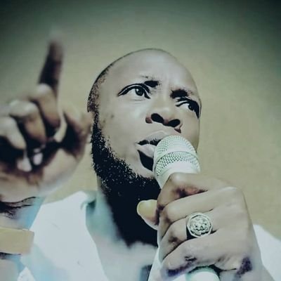 nazirou00227's profile picture. Journaliste engagé, militant et défenseur des droits humains, PDG de la Fondation humanitaire « Ensemble sauvons les enfants du désert »