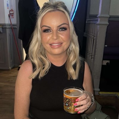 ClaireR85833152's profile picture. 