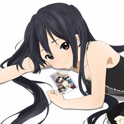 ilikeunicorrns's profile picture. https://t.co/4J3kRRnHoW