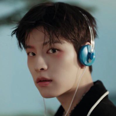 itsbruhea's profile picture. My root came 2001