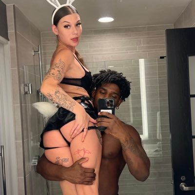 prehefner's profile picture. ⚡️All the Behind the Scenes Content🍑💦