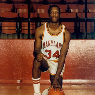 crassbandito's profile picture. I woke up, and the dream was over. #RavensFlock #COYG #DCFamily 🇵🇸🇭🇹