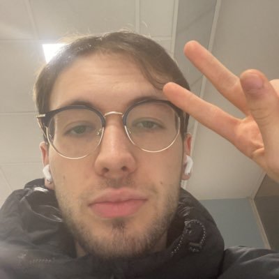 _giornoew's profile picture. Je fais de mon mieux mais sinon jpense pas aux gens oh nan jm'en tape (19) 🇵🇹🇫🇷 Noé aka nowno