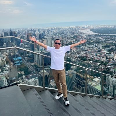 jaybvillacorta's profile picture. 🇮🇹Proud INC | 💻Programmer | ✈️Travel Agent | 🌊Thalassophile https://t.co/gOlZG4gaej