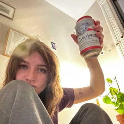 urbanlisasimp's profile picture. 22 she/her leftist scum, “artist” 🇵🇸 @BlackTironArkus